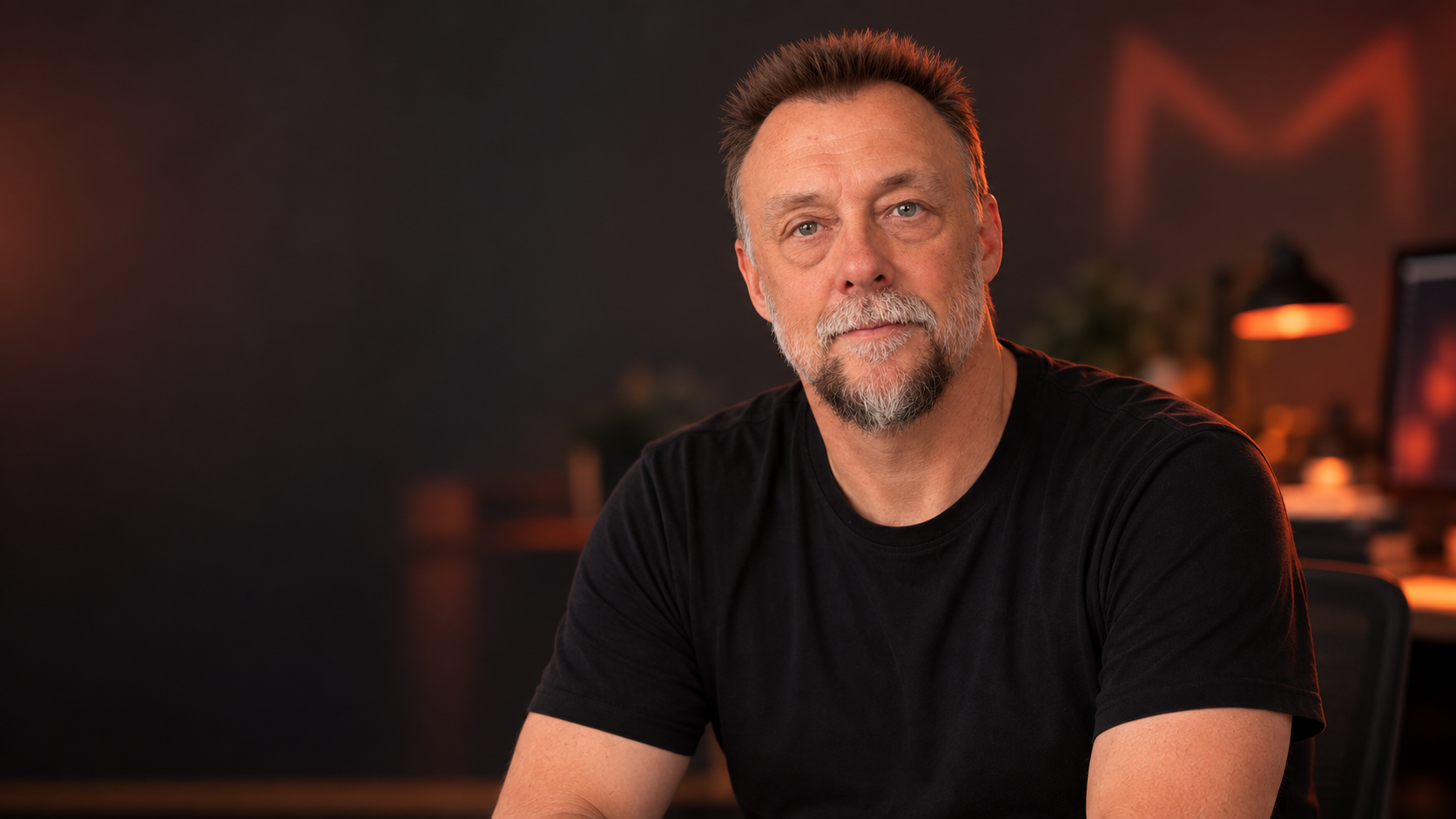 Stefan Weichelt in seinem Arbeitsraum